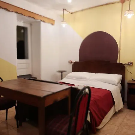 Te Raqi Gjirokastra