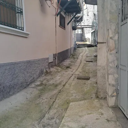 Te Raqi *